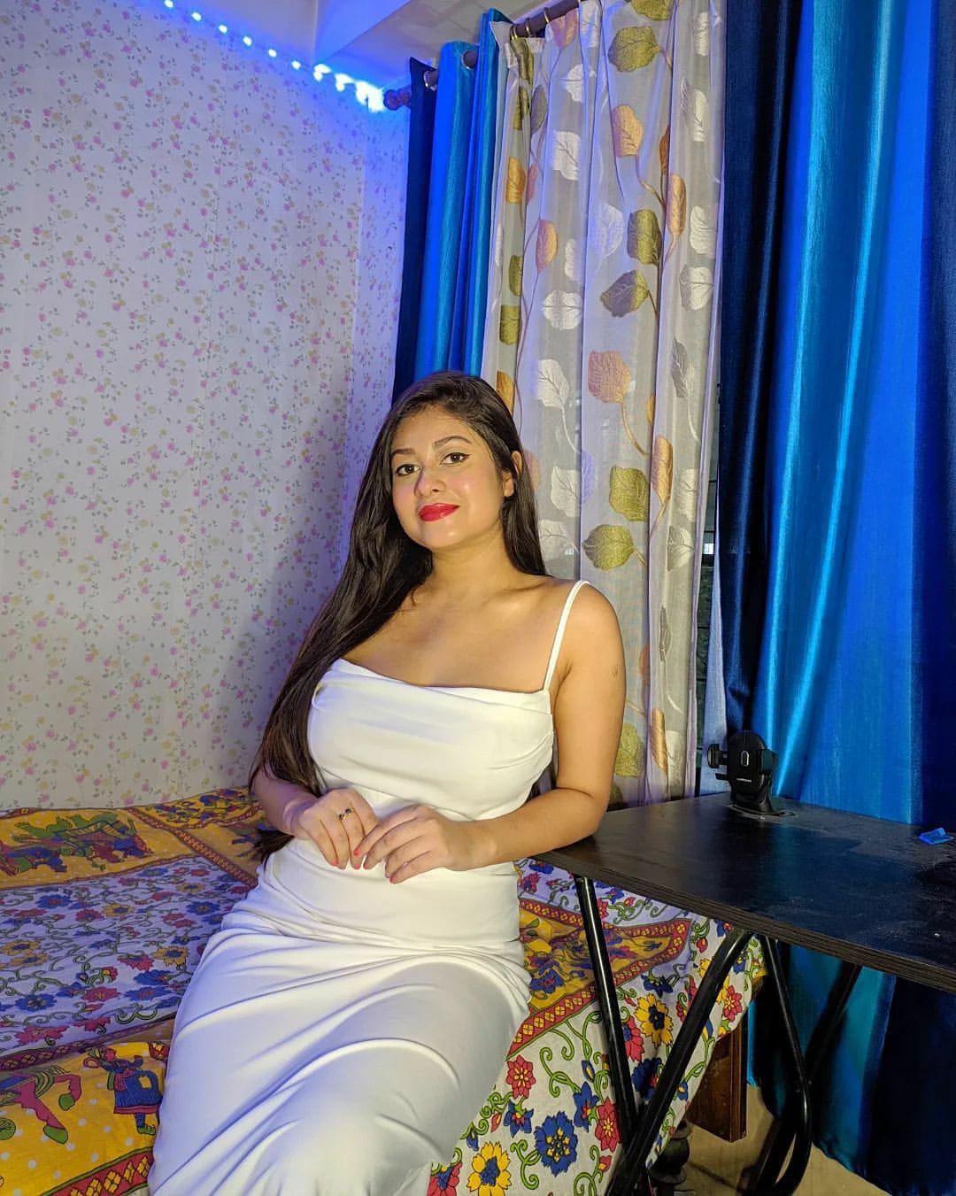 Today available low price 🌟 girl in salem