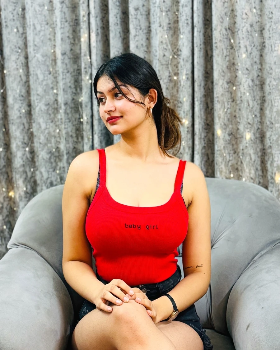 Taniya 2000 unlimited shot out call in call available