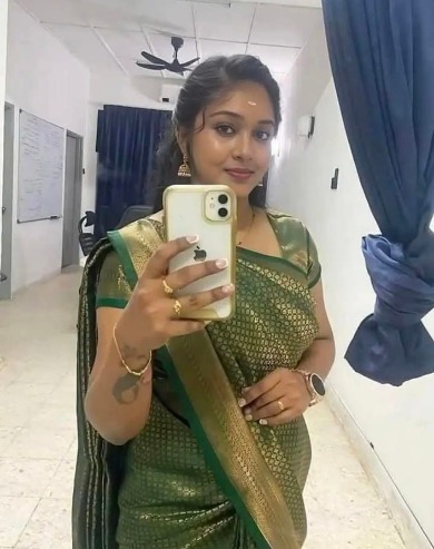 Thiruvananthapuram (LOW PRICE ) MYSELF SWETA CALL GIRL & MASSAGE SPA