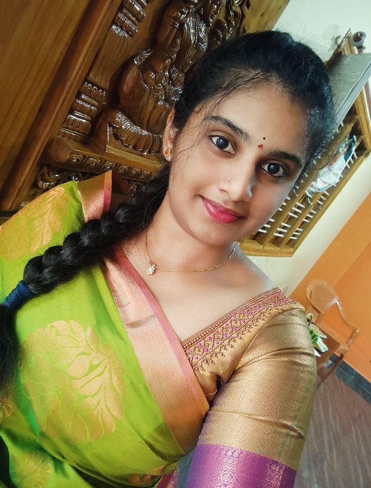 Ishita murugan... _24/7_hour available home 🏡 service or hotel ✅