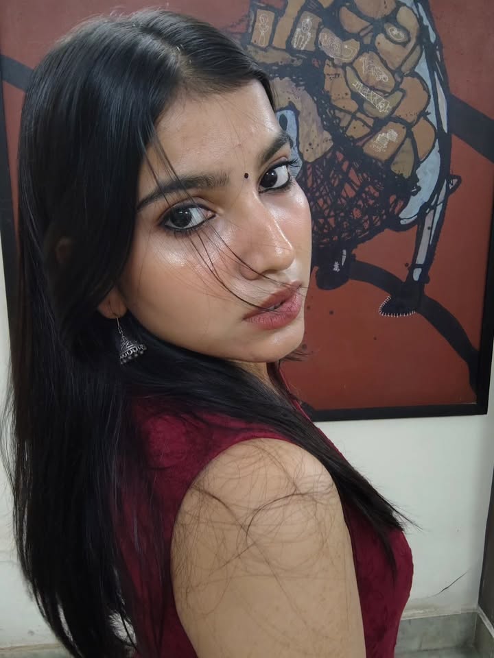 HI GUYS MY SELF NISHA SEN ALL AREA SERVICE PROVIDE SEF SECURE kdldldk