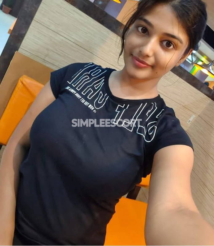 Riya independent hot sexy college girls and bhabhi 24/7 service availo