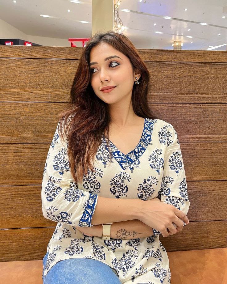 Patna 2000 UNLIMITED SHOT HIGH PROFILE  AVAILABLE OUT CALL IN Call