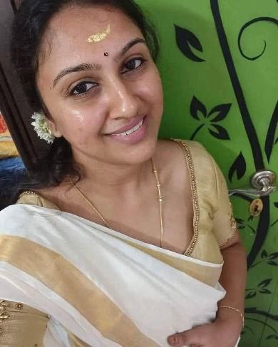 Vizag 💫colleg girl aunty available shot night unlimited shot