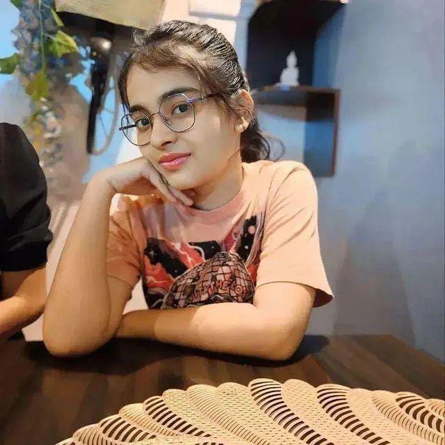 Roorkee college girl staff available all time available ✅